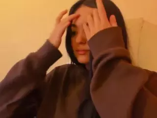 Vicky-Thompons's Live Sex Cam Show