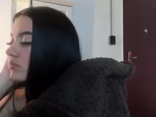 Vicky-Thompons's Live Sex Cam Show