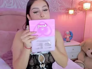 EmilyCollins1's Live Sex Cam Show