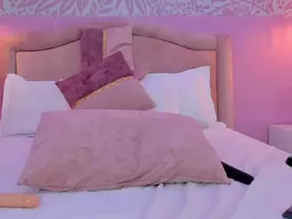 EmilyCollins1's Live Sex Cam Show