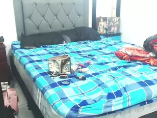 emperatris22cm's Live Sex Cam Show