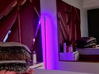 AdelNesbitt's Live Sex Cam Show