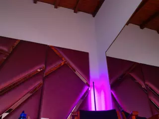 AdelNesbitt's Live Sex Cam Show