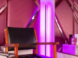 AdelNesbitt's Live Sex Cam Show