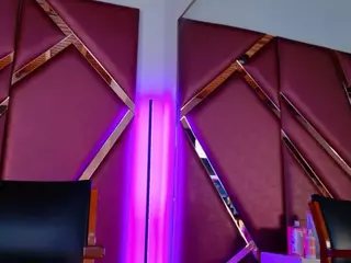 AdelNesbitt's Live Sex Cam Show