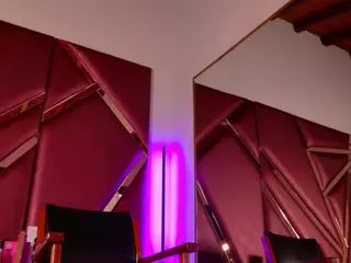 AdelNesbitt's Live Sex Cam Show