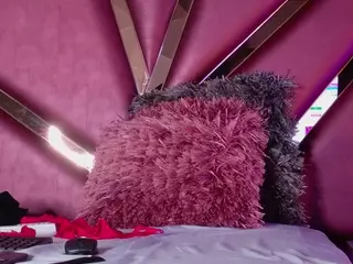 AdelNesbitt's Live Sex Cam Show