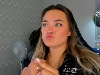 Emma-Reeed's Live Sex Cam Show