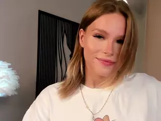 NeldaGault's Live Sex Cam Show