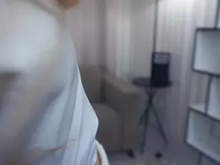FeliceBellas's Live Sex Cam Show