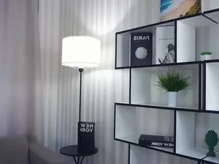 FeliceBellas's Live Sex Cam Show