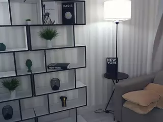 FeliceBellas's Live Sex Cam Show