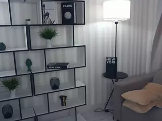 FeliceBellas's Live Sex Cam Show