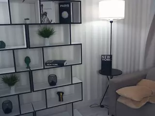 FeliceBellas's Live Sex Cam Show