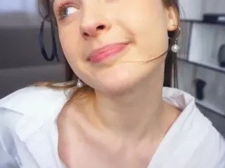 FeliceBellas's Live Sex Cam Show
