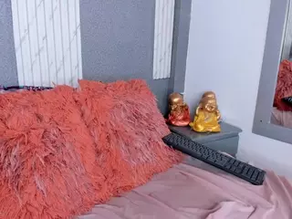Tiffany-Jhas's Live Sex Cam Show