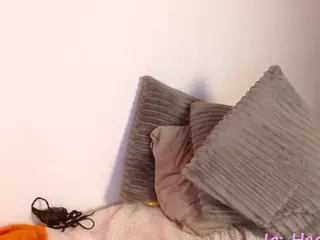 Caro-beach-DH's Live Sex Cam Show