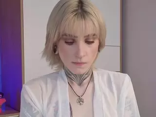 EdwinaDarlington's Live Sex Cam Show