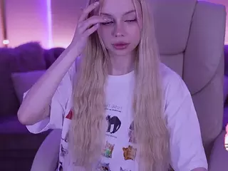 EviStar's Live Sex Cam Show