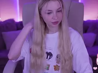 EviStar's Live Sex Cam Show