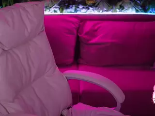 EviStar's Live Sex Cam Show