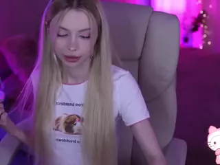 EviStar's Live Sex Cam Show