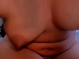 LaurynAndNarem's Live Sex Cam Show