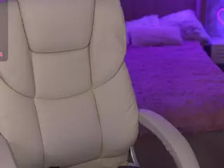 SilverrMoon's Live Sex Cam Show