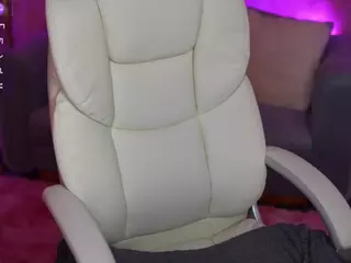 SilverrMoon's Live Sex Cam Show