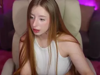 SilverrMoon's Live Sex Cam Show