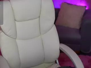 SilverrMoon's Live Sex Cam Show