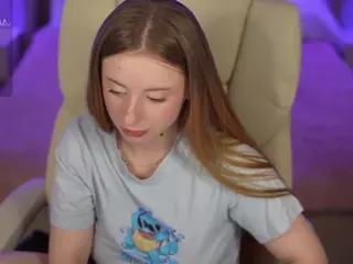 SilverrMoon's Live Sex Cam Show