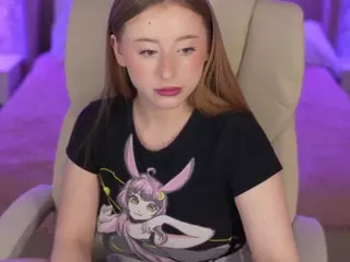 SilverrMoon's Live Sex Cam Show