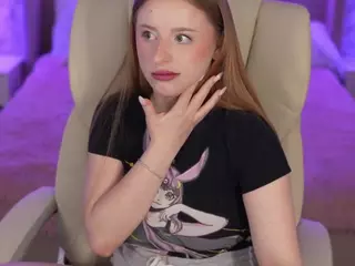 SilverrMoon's Live Sex Cam Show