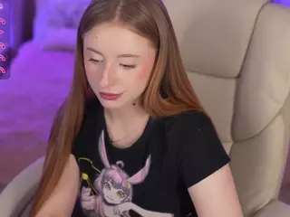 SilverrMoon's Live Sex Cam Show