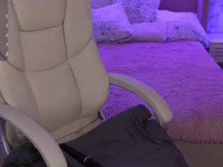 SilverrMoon's Live Sex Cam Show