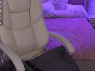 SilverrMoon's Live Sex Cam Show