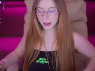 SilverrMoon's Live Sex Cam Show