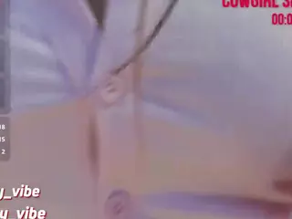 VikkiVibe's Live Sex Cam Show