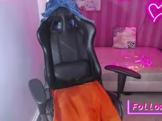 AMBARSEXYTITS's Live Sex Cam Show