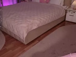 EvaBunnyrot's Live Sex Cam Show
