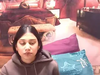 IndianPrettySmile's Live Sex Cam Show