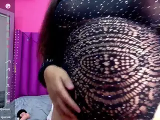 innocenthazel's Live Sex Cam Show
