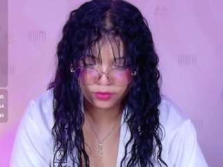 Live cam show with innocenthazel