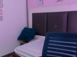 melani sweet's Live Sex Cam Show