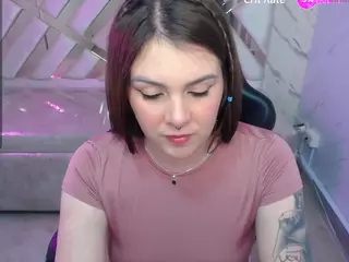 PAULASMALLTITS's Live Sex Cam Show