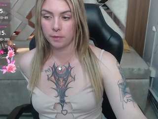 Offline cam show with PAULASMALLTITS