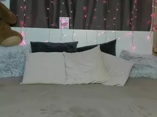 SashaSkyX's Live Sex Cam Show