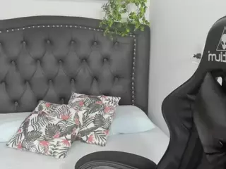 sirley-oficial's Live Sex Cam Show