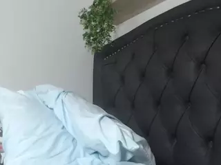 sirley-oficial's Live Sex Cam Show